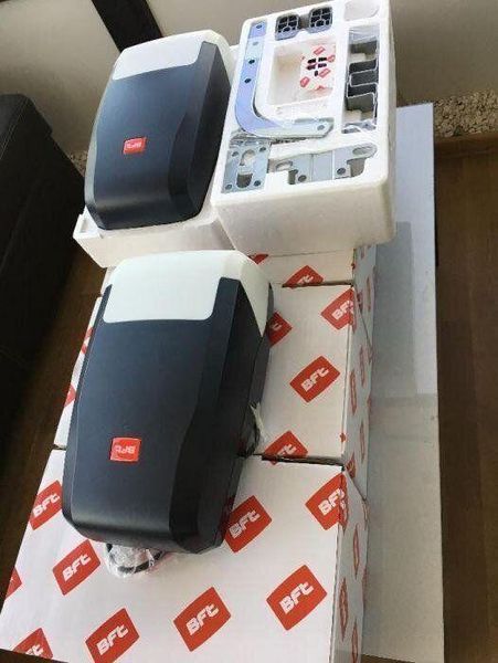 BFT Tiziano 3620 KIT Автоматика для гаражних воріт з ременем до 3м TIZIANO 3620 KIT-1 фото